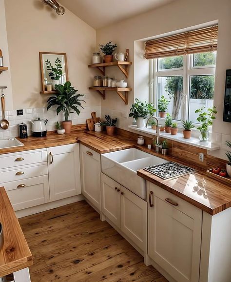 Idea Dapur, Cozy Homes, House Vibes, Small Kitchen Decor, Farmhouse Kitchen Design, Small Cottage, Kitchen Inspiration Design, Pantry Design, Cottage Kitchen