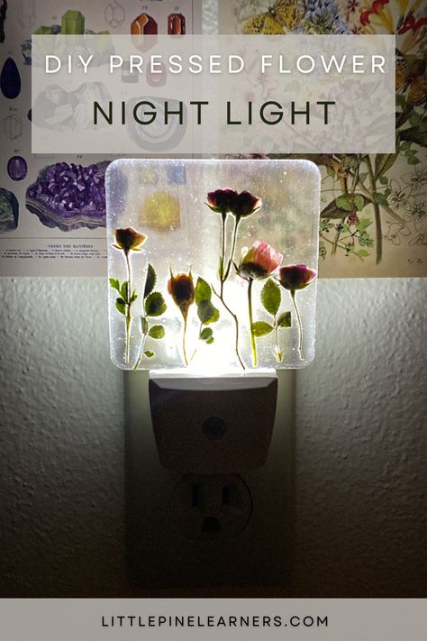 Pressed Flowers Craft Ideas, Pressed Flowers Candles, Diy Resin Nightlight, Pressed Flower Lanterns Diy, Candles With Pressed Flowers, Pressed Flower Necklace Diy, Ideas For Pressed Flowers, Pressed Flower Art Projects Diy Crafts, Pressed Flower Crafts Gift Ideas