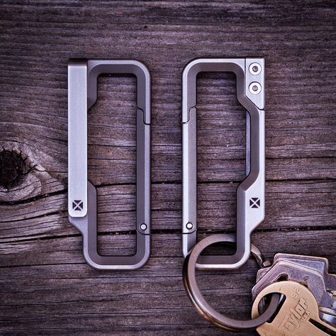 BLANK FORCES — HyperLink™ Titanium EDC Carabiner -Store 🌟 #EDCKnifeBeads #KnifeAccessories #EverydayCarry #EDC #GearCustomization #TacticalBeads #ParacordBeads #HandcraftedBeads #ArtisanBeads #KnifeCollecting #KnifeEnthusiast #GearUpgrade #UniqueBeads #FunctionalArt Paracord Supplies, Diy Lock, Edc Carry, Edc Gadgets, Backpacking Camping, Buying Stuff, Paracord Beads, Leather Hip Bag, 9 Am