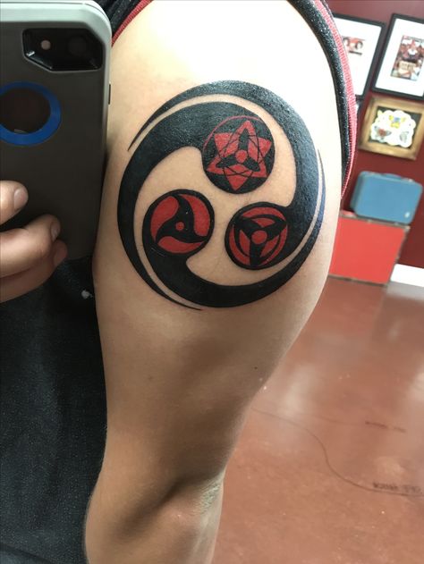 Sharingan Tattoo Ideas, Sharingan Tattoo, Tato Naruto, Gotik Tattoo, Spiderman Tattoo, Native Tattoos, One Piece Tattoos, Naruto Tattoo, Flash Tattoo Designs