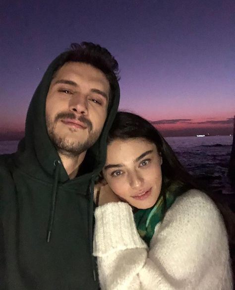 Zemheri Firuze Ve Ayaz, Turkish Series Couple, Turkish Film, Turkish Women Beautiful, Profile Pictures Instagram, Movie Couples, Turkish Beauty, Cute Couples Kissing, Jairzinho