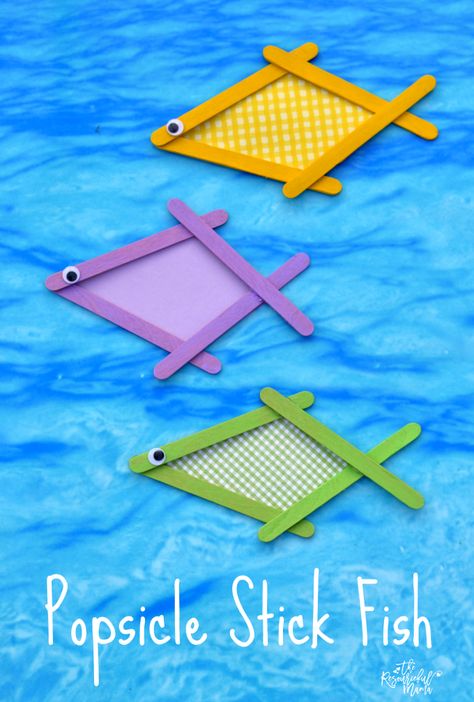 Fish Crafts Kids, Kids Crafts Summertime, Popsicle Stick Crafts For Kids, Fish Craft, Diy Frühling, Summertime Crafts, Diy Spring Crafts, Summer Job, Sabbath School