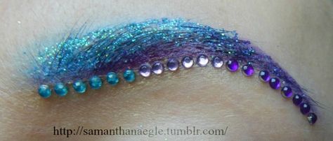 Alien Makeup, Creative Imagination, Art Models, Bed Art, Mermaid Halloween, Unicorn Makeup, Rave Makeup, Unicorn Costume, Smink Inspiration