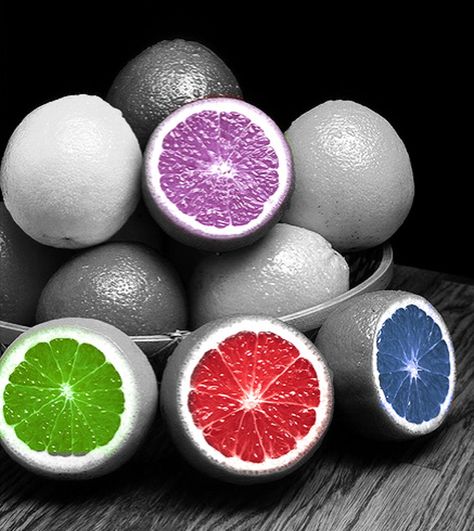 Selective Color Photography, Contrast Photography, Color Splash Photo, Color Splash Photography, Splash Photography, Fruit Picture, Fruit Shop, Kindness Matters, Negroni