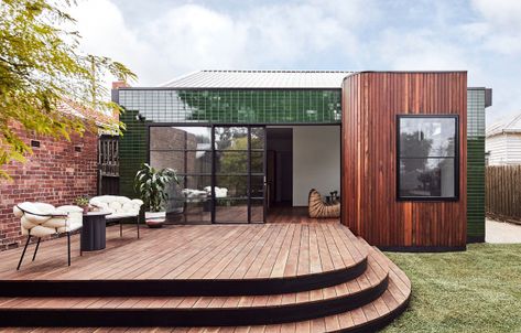 Vertical Wood Siding, Kaufmann House, Weatherboard House, House Addition, Clerestory Windows, Top Architects, Melbourne House, Large Backyard, Most Beautiful Gardens