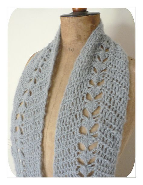 My Creative Space... | I Heart Fans Scarf | Flickr - Photo Sharing! She wrote the pattern in the description. Awesome! Triple Crochet Stitch, Crocheted Shawls, Crocheted Scarves, Crocheted Shawl, Inspiration Photo, Crochet Motifs, Scarf Crochet Pattern, Crochet Cowl, Love Hearts