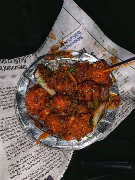 #gobi #streetfood #streetfashionphotography #tasty Gobi Manchurian, Funny Images With Quotes, Foodie Instagram, Food Snapchat, Instagram And Snapchat, Spicy Recipes, Tandoori Chicken, Street Food, Yummy Food