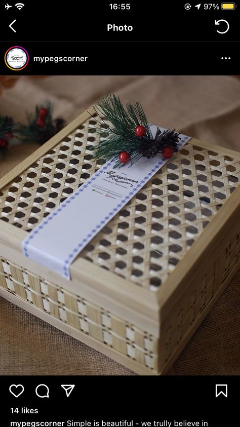 Indian Wedding Invitation Box, Handmade Hamper, Christmas Cookies Packaging, Eid Hampers, Christmas Brownies, Bamboo Gifts, Tea Logo, Bamboo Decor, Hamper Boxes