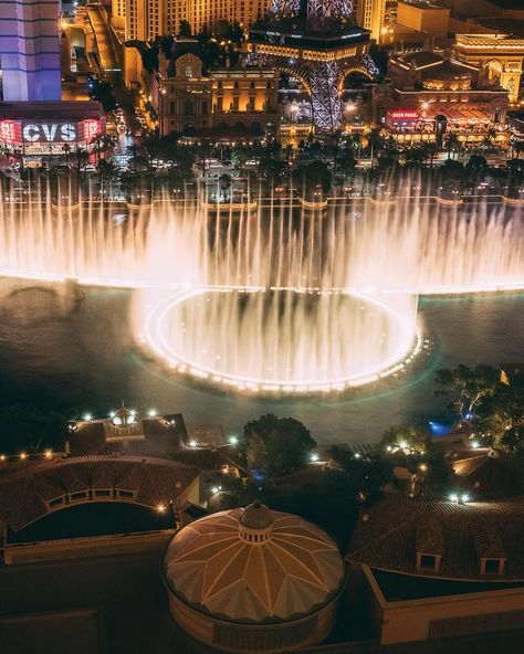 Hotel Spotlight 🛎️ : Bellagio Las Vegas Hotel & Casino 🎰 Exclusive Perks w/ BBVT: *Welcome Gift/Amenity *Complimentary breakfast daily for two guests per room *Hotel credit valued at $100 USD (if available/once per stay) *Complimentary Wi-Fi *Early check-in and late check-out (when available) *Complimentary upgrade (if available at check-in) One of our favorite things about staying at the Bellagio are it's famous dancing fountains, known as the Fountains of Bellagio, which feature over 1... Las Vegas Hotel, Bellagio Las Vegas, Vegas Hotel, Las Vegas Hotels, Diy Room, Welcome Gifts, Check In, Hotels Room, Room Diy