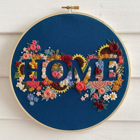 Embroidery Hoop Decor, Embroidery Hoop Art Diy, Clothes Embroidery Diy, Embroidery Hoop Wall Art, Embroidery Wall Art, Simple Embroidery Designs, Hand Embroidery Patterns Flowers, Framed Embroidery, Hand Embroidery Projects