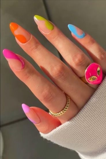 Summer nails are bright and playful, while Barbie is an iconic movie you need THIS STYLE CUTIEEE Movie Inspired Nails, Inspired Nails, Easy Trendy Outfits, Holiday Nails, Trendy Nails, Nail Tech, Diy Nails, Glitter Nails, Stylish Nails