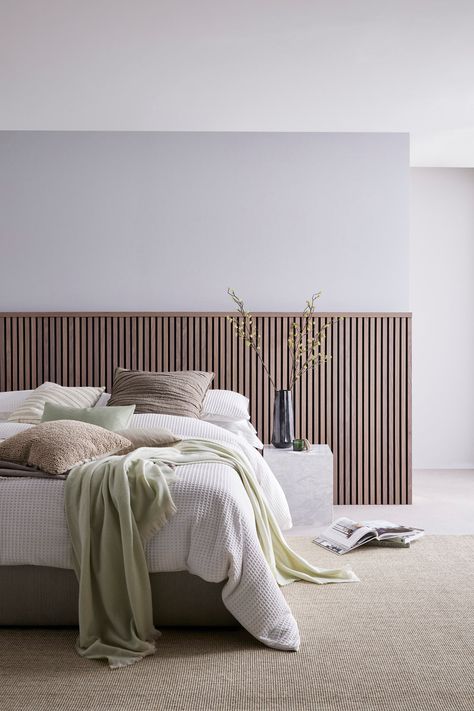 Wood Panel Bedroom, Wall Behind Bed, Wall Panels Bedroom, Wooden Panelling, Wood Slat Wall, Slatted Headboard, Headboard Wall, Bedroom Panel, Ideas Casa