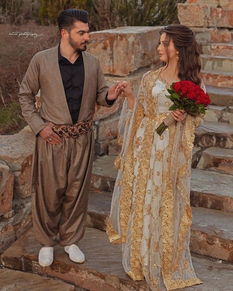 Kurdish Wedding Dress, Kurdish Wedding, Nikah Decor, Kurdish Dress, Kurdish Clothes, Nikkah Dress, Henna Party, Diy Shoes, Feminine Outfit