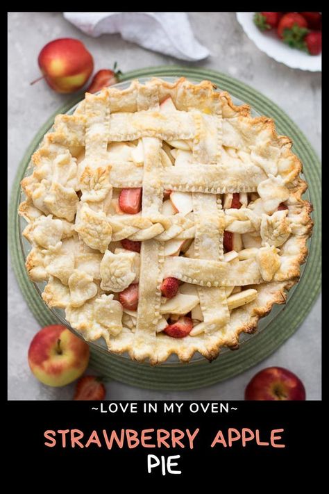 'This strawberry apple pie is the perfect blend of summer and fall. Combine two delicious fruits together to create one juicy, sweet pie for the holidays or any day. // strawberry apple tart // apple and strawberry recipes Strawberry Apple Pie Recipes, Apple Strawberry Pie Recipe, Apple And Strawberry Pie, Strawberry Apple Recipes, Apple And Strawberry Recipes, Apple Strawberry Pie, Strawberry Apple Pie, Apple Pie Filling Recipes, Salted Caramel Apple Pie