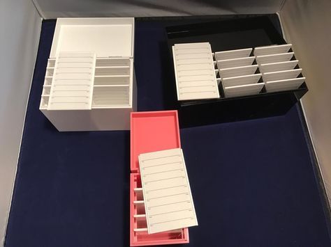 The Lash Storage Box Which one do you like? 5 tile 10 tile or 15 tile box. Keep your unused lash extensions sanitary and be organized. Which color do you prefer? White Pink or Black? Lash Bible, Cabin Salon, Eyelash Extension Removal, Lash Storage, Eyelash Extensions Aftercare, Waxing Room, Eyelash Extensions Salons, Lash Extension Training, Lash Lounge