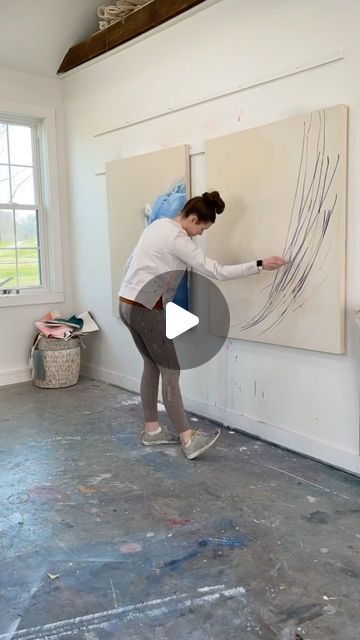 1,896 likes, 20 comments - rebeccasternart on April 28, 2022: "Studio bits lately. . . . . . #artistatwork #studiovibes #paintit #lovewhatyoudo #creativityflow ..." Abstract Mark Making Painting, Painting Big Canvas Ideas, Mural Painting On Canvas, Abstract Family Portrait, Large Canvas Painting Ideas, Gestural Painting, Painters Studio, Full Time Artist, Abstract Painters