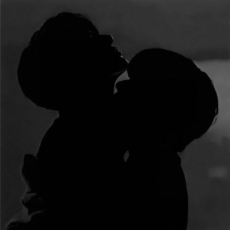 Dark Gay Couple Aesthetic, Kissing Silhouette, Gay Aesthetic, Teachers Pet, Men Kissing, Kissing Couples, Gay Love, Couple Aesthetic, Cute Couples Goals