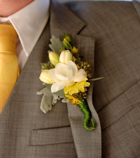 Gray Groomsmen, Yellow Boutonniere, Flowers With Greenery, Wedding Planning Details, White And Yellow Flowers, Groomsmen Grey, Wedding Boutonnieres, Wedding Theme Inspiration, Boutonniere Wedding