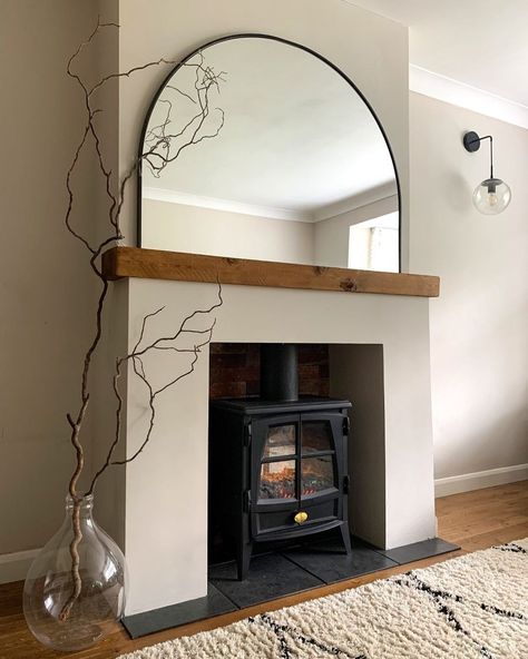 William Wood Mirrors on Instagram: “Ensure that your fireplace becomes an even more focal feature of the room with our new Liberty Overmantle mirror. Choose from 3 different…” Large Mirror Over Fireplace, Mirror Over Fireplace, Mirror Above Fireplace, Metal Framed Mirror, Mantle Mirror, Overmantle Mirror, Chimney Breast, Fireplace Mirror, Arched Mirror