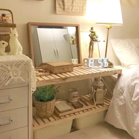 Beige Room, Study Room Decor, Room Deco, Redecorate Bedroom, Minimalist Room, Room Design Bedroom, Dream Room Inspiration, Room Makeover Bedroom, Room Makeover Inspiration