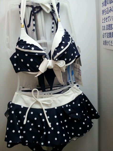 Cute Swimwear Japanese, Cutecore Bathing Suit, Kawaii Bathing Suit Bikinis, Japanese Style Bathing Suit, Swimsuit With Shorts Aesthetic, Cute Frilly Bikinis, Japanese Beach Outfit, Shojo Swimsuit, Shoujo Swimwear