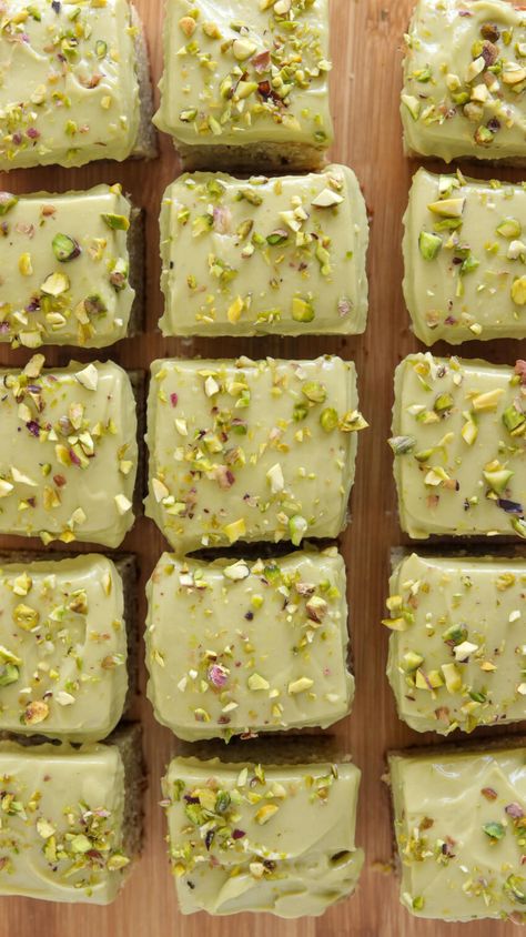 Pistachio Cake Recipe - The Cooking Foodie Nutty Cake Recipes, Yummy Cake Recipe, Pistachio Baking Recipes, Sicilian Pistachio Cake, Pistachio Sheet Cake, Difficult Baking Recipes, Recipes With Pistachio Butter, Beautiful Baked Goods, Bakery Ideas Recipes