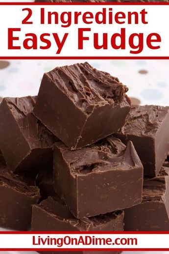 This 2 ingredient fudge recipe is one of our favorite Christmas candies! Who knew rich, creamy chocolate fudge could be so dreamy! Bring this to a family get-together or holiday party and they will think you worked all day perfecting it! Get this and 25 of the best easy Christmas candies all in one place! 3 Ingredient Fudge Recipe, Creamy Chocolate Fudge, Easy Fudge Recipe, 2 Ingredient Fudge, Christmas Candy Easy, Easy Christmas Candy Recipes, How To Make Fudge, Easy Fudge, Peanut Butter Fudge Recipe