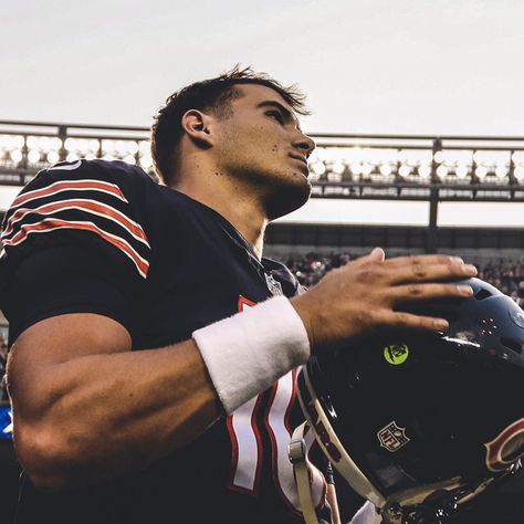 Mitch Trubisky, Mitchell Trubisky, Husband Goals, Dear Ava, Bears Football, Alexander Skarsgård, Chicago Sports, Chicago Bears, Wall Collage