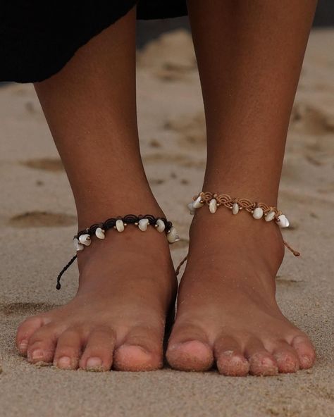 It’s official! Anklet season is here 🌺 and here are a few favourites right now ✨ Shop our handmade ankle bracelets online now at www.jaiyen.store Also available in store @jai.yen_kohphangan & Jai Yen Koh Lanta 🌴 . . . #handmadeanklet #anklet #anklets #anklebracelets #anklebracelet #handmadejewelry #handmadejewellery #bohojewelry #bohemianjewelry #beachjewelry #summerjewelry #summerstyle #islandstyle Handmade Ankle Bracelets, Handmade Anklets, Koh Lanta, Anklets Boho, Handmade Jewelry Designs, Bracelet Online, Shell Jewelry, Coconut Shell, Anklet Bracelet