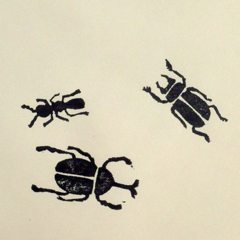 Rubber Stamp Tattoo, Simple Beetle Tattoo, Rubber Stamp Ideas, Beetle Stamp, Beetle Doodle, Cute Bug Drawing, Bug Stamp, Lino Stamp, Bug Drawing