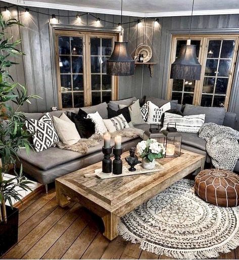 Bohemian Living Room Decor, Furnitur Ruang Keluarga, Farmhouse Living Room Decor Ideas, Hiasan Bilik Tidur, Diy Space, Bohemian Living Room, Farmhouse Decor Living Room, Paint Colors For Living Room, Rustic Living