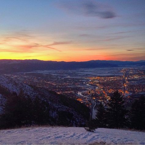 Hiking above Missoula, Montana Things To Do In Missoula Montana, Montana Images, Montana Aesthetic, Montana Nature, Montana Cities, Lab Ideas, Missoula Montana, Big Sky Country, Winter Vibes