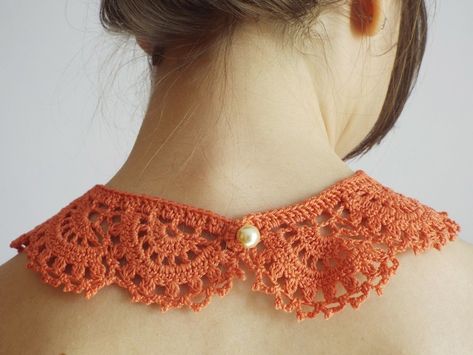 Colletto all'uncinetto color corallo.  Crochet collar Crochet Collars, Outfit Elegante, Crochet Lace Collar, Crochet Collar, Etsy Favorites, Lace Collar, Look Casual, Crochet Ideas, Crochet Lace