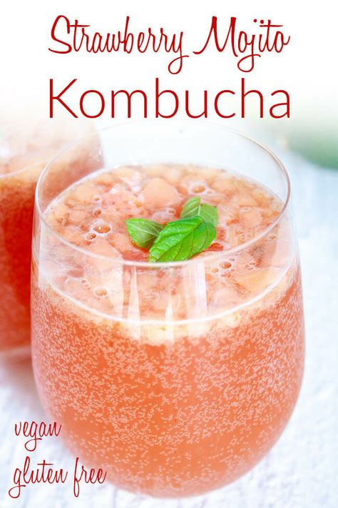 Second Ferment Kombucha, Low Carb Mixed Drinks, Gut Recipes, Healthy Gut Recipes, How To Brew Kombucha, Homemade Kombucha, Strawberry Mojito, Vegan Lunch Recipes, Keto Drink