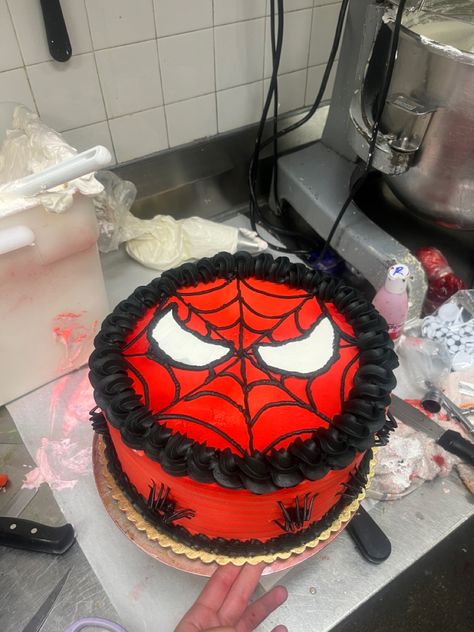 Spider Man Cake Ideas, Spiderman Cake Ideas, Spider Man Birthday Cake, Gothic Birthday Cakes, Spider Man Cake, Spiderman Girl, Spiderman Birthday Cake, Cake For Boyfriend, Spiderman Gifts