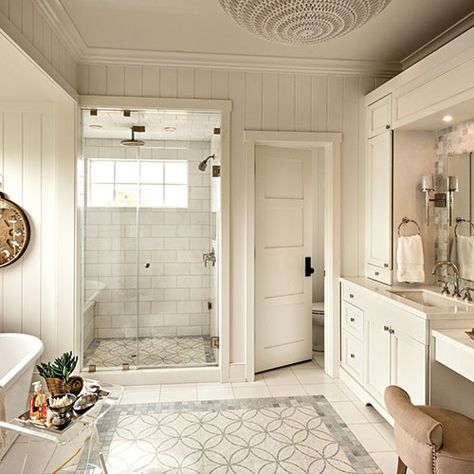 Master Bath Layout, Tattoo Home, Inspiration Wall Art, Aesthetic Door, Door Aesthetic, Master Bath And Closet, Wallpaper Floor, Cabin Bathroom, House Bathrooms