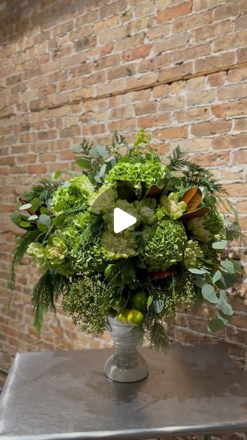 E͏P͏O͏C͏H͏ F͏L͏O͏R͏A͏L͏ on Instagram: "AUTUMN GREENS• Evergreen goes with everything.  Just add: eucalyptus , hydrangea, veg roses, limes on a stem, magnolia and privet. #floraldesign #allgreen #aunaturale #green #freshflowers #designer #design #believe #share #save #follow #gather #forage #create #gobig" Green And Gold Floral Arrangements, Green Apple Floral Arrangement, Dried Hydrangea Arrangements Fall, Trader Joe’s Fall Flower Arrangement, Antique Green Hydrangea, Holiday Floral Arrangements, Garden Urns, Instagram Autumn, Decor 2024