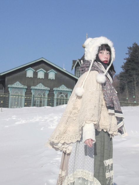 Serial Experiments Lain, Winter Photoshoot, Arte Inspo, Winter Fits, Mori Girl, J Fashion, 가을 패션, Cute Fits, The Snow