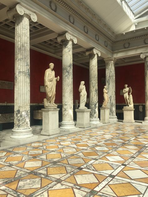 Ancient Greece Museum, Mediterranean Culture, Ancient Greece Buildings, Greece Museum, Ancient Mediterranean Aesthetic, Ancient Mediterranean, Greek Mansion, Ancient Greece Display, Ancient Greece Architecture