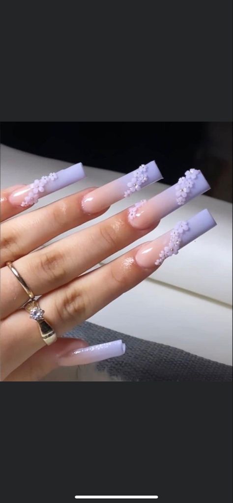 Ombre Nail With Flower, Pink Ombre Flower Nails, Long Nails With Flowers, Ombré Nails With Flowers, Ombre Nails With Flowers, Ombre Long Nails, Nails With Flowers, Light Purple Nails, Purple Ombre Nails