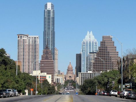 Self-guided walking tour: Austin Introduction Walk in Austin, Texas. This walk offers a detailed walk route map that can be printed out or downloaded to your mobile device. Austin Neighborhoods, Texas State Capitol, Austin Skyline, Lady Bird Lake, Tall Buildings, Downtown Austin, Capitol Building, Best Places To Live, American Cities