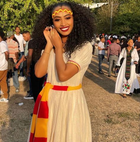 Ashenda Tigray, Tigray Culture, Itgirl Aesthetic, Ethiopian Culture, 2024 Aesthetic, Culture Day, Culture Clothing, Black Femininity, African Women