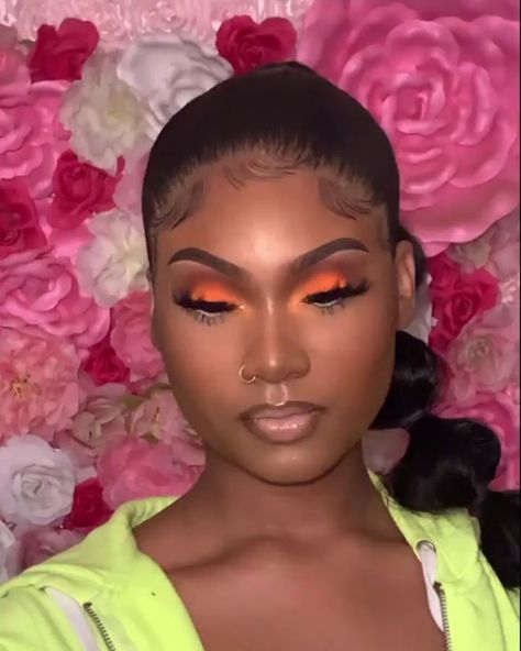 Orange Eye Makeup On Black Women, Orange Birthday Makeup, Orange Makeup Looks Black Women Glitter, Orange Makeup Looks Black Women, Birthday Makeup For Black Women, Orange Makeup Looks, Makeup Looks Black Women, Orange Eye Makeup, Maquillage Yeux Cut Crease