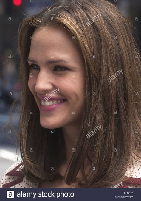 13 GOING ON 30 JENNIFER GARNER Date ... Jennifer Garner Hair 13 Going On 30, Jennifer Garner 13 Going On 30, 13 Going On 30 Hair, Jennifer Garner Short Hair, Jennifer Garner Hair, Middle Length Hair, Teresa Lisbon, Long Bob Cuts, 13 Going On 30