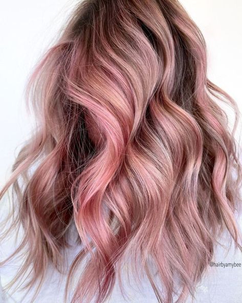 Rose Gold Highlights on Light Brown Hair Cool Pink Hair, Cotton Candy Pink Hair, Rose Gold Hair Ombre, Pink Hair Streaks, Pink Hair Highlights, Pink And Orange Hair, Dark Pink Hair, Blonde Hair With Pink Highlights, Bright Pink Hair