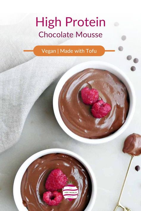 Two bowls of healthy high protein chocolate mousse made with silken tofu. Protein Chocolate Mousse, Tofu Dessert, Tofu Protein, Healthy Chocolate Pudding, Vegan Chocolate Bars, Vegan Chocolate Mousse, Dark Chocolate Mousse, Avocado Chocolate Mousse, High Protein Desserts