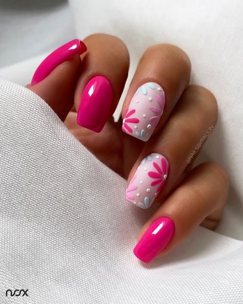 Nails Toes, Hot Pink Nails, Simple Gel Nails, Finger Nails, Her Nails, Cute Gel Nails, Hair Balayage, Short Acrylic Nails Designs, Pink Acrylic Nails