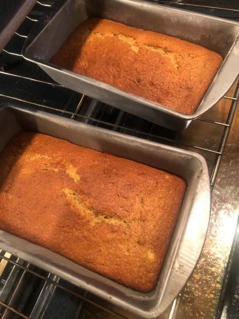 Amish 365 Heavenly Amish Peach Cobbler Bread » Peach Cobbler Bread, Peach Bread Recipe, Friendship Bread Recipe, Peach Bread, Peach Upside Down Cake, Friendship Bread, Bread Starter, Peach Puree, Peach Cobbler Recipe