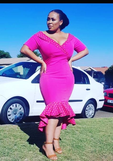 Pink Shweshwe Dress, Sesotho Traditional Dresses, South African Traditional Dresses, African Traditional Wear, Shweshwe Dresses, African Fashion Women Clothing, African Traditional Dresses, African Fashion Women, African Prints