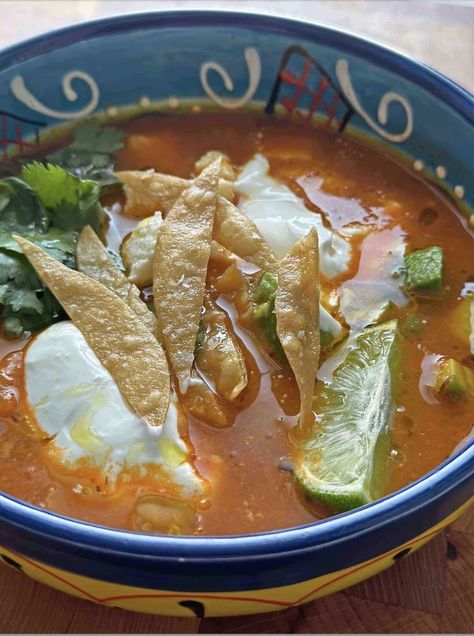 Soup On The Stove, Fresh Tortillas, Mexican Soup, Lime Recipes, Soup And Stew, Chicken Tortilla Soup, Chicken Tortilla, Soup Season, Tortilla Soup